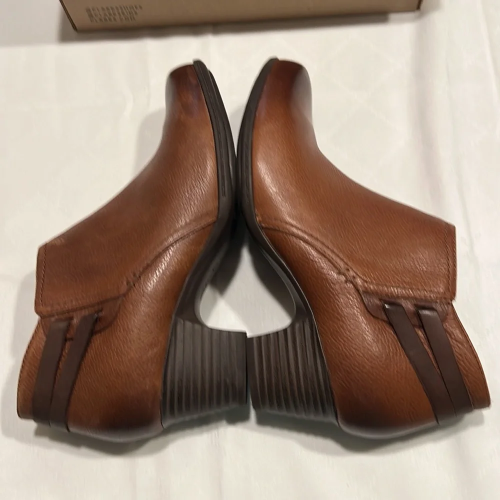 Clarks Valarie 2 Ashly Dark Tan Ankle Boot Womens 6 - Picture 4 of 6